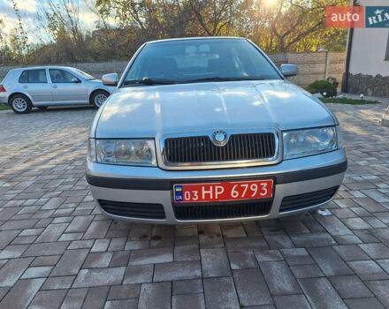 Шкода Октавия 2004 в Виннице на Automoto.ua Серый Шкода Октавия, объемом двигателя 1.6 л и пробегом 173 тыс. км за 5400 $, фото 1 на Automoto.ua