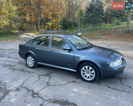 Шкода Октавія 2004 у Рава-Руська на Automoto.ua Сірий Шкода Октавія, об'ємом двигуна 1.6 л та пробігом 178 тис. км за 4999 $, фото 3 на Automoto.ua
