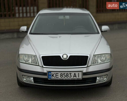 Серый Шкода Октавия, объемом двигателя 1.6 л и пробегом 180 тыс. км за 5000 $, фото 1 на Automoto.ua