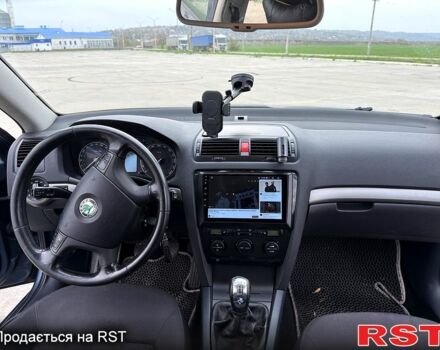 Серый Шкода Октавия, объемом двигателя 1.6 л и пробегом 206 тыс. км за 5600 $, фото 7 на Automoto.ua