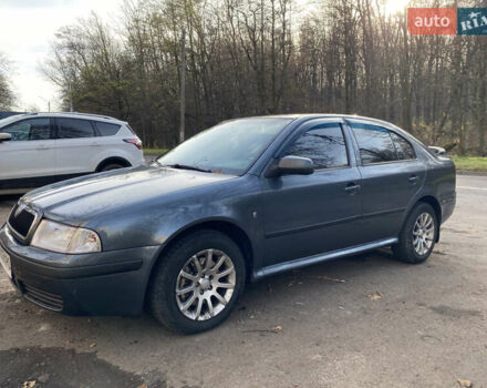 Серый Шкода Октавия, объемом двигателя 1.78 л и пробегом 300 тыс. км за 4500 $, фото 1 на Automoto.ua