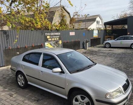 Серый Шкода Октавия, объемом двигателя 1.6 л и пробегом 217 тыс. км за 4900 $, фото 2 на Automoto.ua