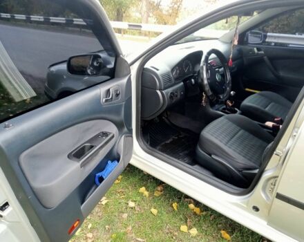 Шкода Октавия 2004 в Петрово на Automoto.ua Серый Шкода Октавия, объемом двигателя 1.6 л и пробегом 1 тыс. км за 5300 $, фото 6 на Automoto.ua