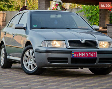 Серый Шкода Октавия, объемом двигателя 1.6 л и пробегом 250 тыс. км за 5600 $, фото 16 на Automoto.ua