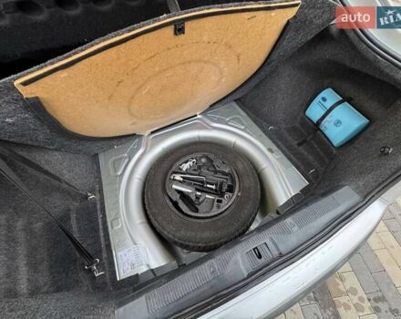 Серый Шкода Октавия, объемом двигателя 1.6 л и пробегом 231 тыс. км за 5300 $, фото 16 на Automoto.ua