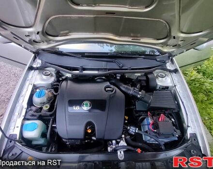 Серый Шкода Октавия, объемом двигателя 1.6 л и пробегом 308 тыс. км за 5550 $, фото 8 на Automoto.ua