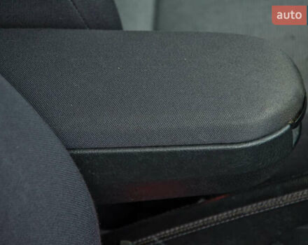 Серый Шкода Октавия, объемом двигателя 1.6 л и пробегом 250 тыс. км за 5600 $, фото 31 на Automoto.ua