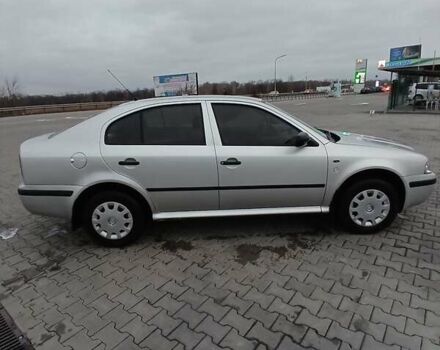 Сірий Шкода Октавія, об'ємом двигуна 1.6 л та пробігом 200 тис. км за 4500 $, фото 4 на Automoto.ua