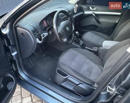 Серый Шкода Октавия, объемом двигателя 1.6 л и пробегом 227 тыс. км за 5600 $, фото 14 на Automoto.ua