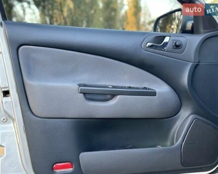 Серый Шкода Октавия, объемом двигателя 1.6 л и пробегом 169 тыс. км за 5500 $, фото 19 на Automoto.ua