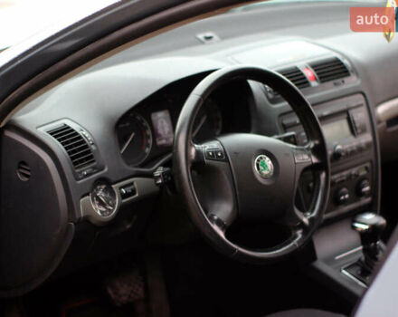 Шкода Октавия 2004 в Кременце на Automoto.ua Серый Шкода Октавия, объемом двигателя 1.97 л и пробегом 320 тыс. км за 5250 $, фото 27 на Automoto.ua