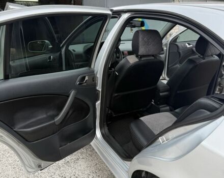 Серый Шкода Октавия, объемом двигателя 1.8 л и пробегом 196 тыс. км за 5500 $, фото 12 на Automoto.ua