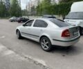 Серый Шкода Октавия, объемом двигателя 1.6 л и пробегом 350 тыс. км за 3850 $, фото 2 на Automoto.ua