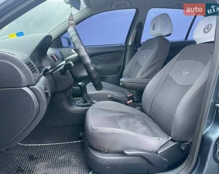 Сірий Шкода Октавія, об'ємом двигуна 2 л та пробігом 301 тис. км за 4990 $, фото 8 на Automoto.ua