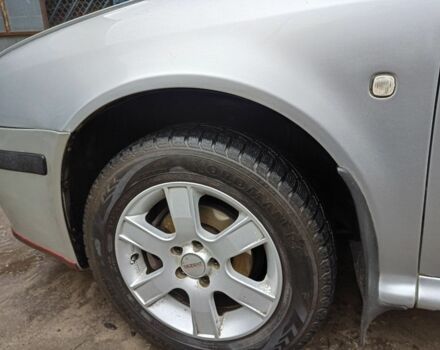 Сірий Шкода Октавія, об'ємом двигуна 1.6 л та пробігом 248 тис. км за 5000 $, фото 2 на Automoto.ua