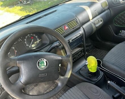 Шкода Октавия 2004 в Нежине на Automoto.ua Серый Шкода Октавия, объемом двигателя 1.8 л и пробегом 400 тыс. км за 4000 $, фото 4 на Automoto.ua