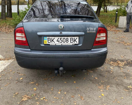 Сірий Шкода Октавія, об'ємом двигуна 1.6 л та пробігом 350 тис. км за 4800 $, фото 1 на Automoto.ua