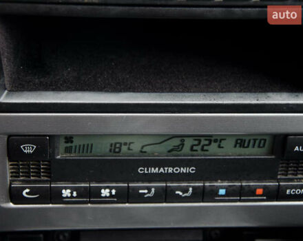 Серый Шкода Октавия, объемом двигателя 1.6 л и пробегом 250 тыс. км за 5600 $, фото 26 на Automoto.ua