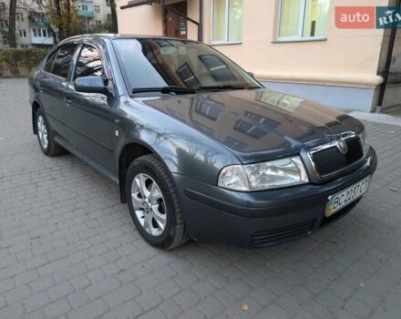 Шкода Октавия 2004 в Львове на Automoto.ua Серый Шкода Октавия, объемом двигателя 1.6 л и пробегом 210 тыс. км за 4700 $, фото 5 на Automoto.ua