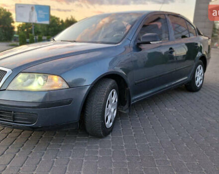 Серый Шкода Октавия, объемом двигателя 1.6 л и пробегом 262 тыс. км за 5200 $, фото 5 на Automoto.ua