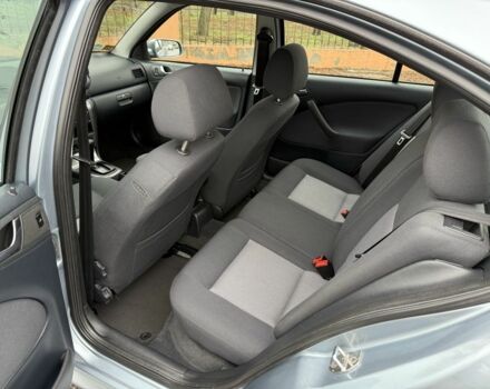 Серый Шкода Октавия, объемом двигателя 2 л и пробегом 159 тыс. км за 6500 $, фото 7 на Automoto.ua