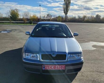 Шкода Октавия 2004 в Новоархангельске на Automoto.ua Серый Шкода Октавия, объемом двигателя 1.6 л и пробегом 217 тыс. км за 5800 $, фото 3 на Automoto.ua