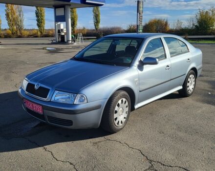 Шкода Октавія 2004 у Новоархангельске на Automoto.ua Сірий Шкода Октавія, об'ємом двигуна 0 л та пробігом 4 тис. км за 5500 $, фото 4 на Automoto.ua