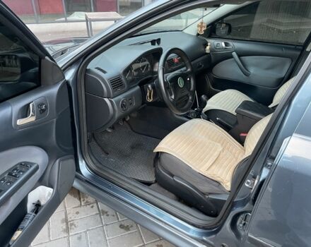 Серый Шкода Октавия, объемом двигателя 1.9 л и пробегом 390 тыс. км за 4900 $, фото 5 на Automoto.ua