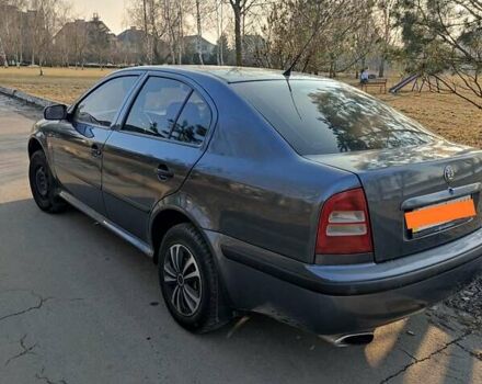 Сірий Шкода Октавія, об'ємом двигуна 1.6 л та пробігом 330 тис. км за 4500 $, фото 7 на Automoto.ua