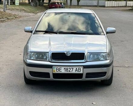 Серый Шкода Октавия, объемом двигателя 1.6 л и пробегом 237 тыс. км за 4600 $, фото 6 на Automoto.ua