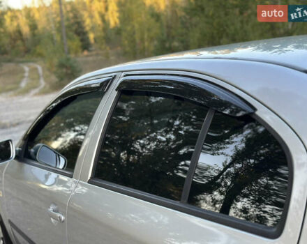 Серый Шкода Октавия, объемом двигателя 1.6 л и пробегом 168 тыс. км за 5399 $, фото 11 на Automoto.ua