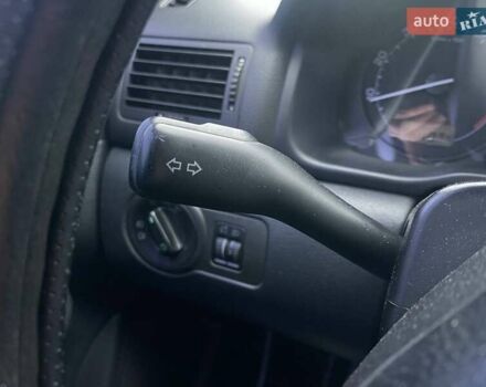 Сірий Шкода Октавія, об'ємом двигуна 2 л та пробігом 301 тис. км за 4990 $, фото 17 на Automoto.ua