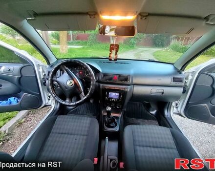 Серый Шкода Октавия, объемом двигателя 1.6 л и пробегом 308 тыс. км за 5550 $, фото 5 на Automoto.ua