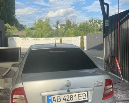 Серый Шкода Октавия, объемом двигателя 1.6 л и пробегом 290 тыс. км за 3900 $, фото 3 на Automoto.ua