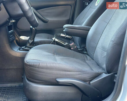 Серый Шкода Октавия, объемом двигателя 1.6 л и пробегом 168 тыс. км за 5399 $, фото 26 на Automoto.ua