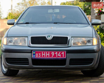 Серый Шкода Октавия, объемом двигателя 1.6 л и пробегом 250 тыс. км за 5600 $, фото 1 на Automoto.ua