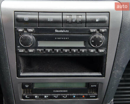 Серый Шкода Октавия, объемом двигателя 1.6 л и пробегом 250 тыс. км за 5600 $, фото 27 на Automoto.ua