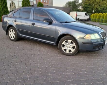 Серый Шкода Октавия, объемом двигателя 1.6 л и пробегом 226 тыс. км за 5000 $, фото 2 на Automoto.ua