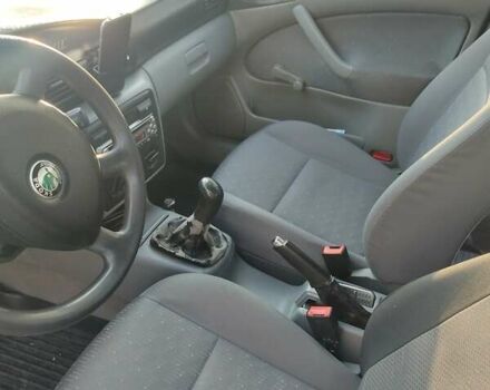 Сірий Шкода Октавія, об'ємом двигуна 1.6 л та пробігом 330 тис. км за 4500 $, фото 3 на Automoto.ua