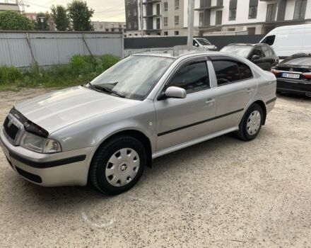 Сірий Шкода Октавія, об'ємом двигуна 1.6 л та пробігом 300 тис. км за 4000 $, фото 2 на Automoto.ua