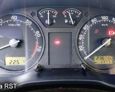 Серый Шкода Октавия, объемом двигателя 1.6 л и пробегом 237 тыс. км за 4700 $, фото 4 на Automoto.ua
