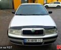 Серый Шкода Октавия, объемом двигателя 1.6 л и пробегом 255 тыс. км за 4500 $, фото 1 на Automoto.ua