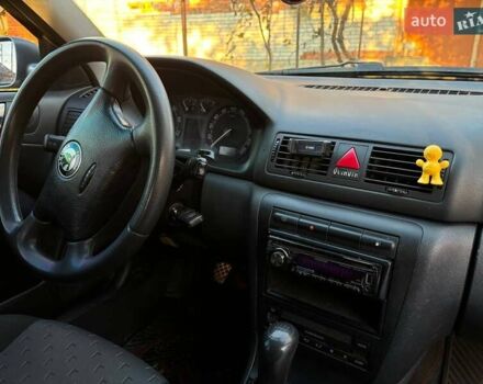 Серый Шкода Октавия, объемом двигателя 2 л и пробегом 161 тыс. км за 4800 $, фото 5 на Automoto.ua