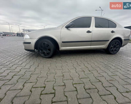 Серый Шкода Октавия, объемом двигателя 1.9 л и пробегом 329 тыс. км за 4600 $, фото 7 на Automoto.ua