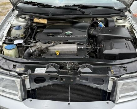 Серый Шкода Октавия, объемом двигателя 1.8 л и пробегом 196 тыс. км за 5500 $, фото 6 на Automoto.ua