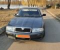 Серый Шкода Октавия, объемом двигателя 1.6 л и пробегом 330 тыс. км за 3900 $, фото 1 на Automoto.ua