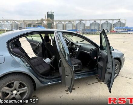 Серый Шкода Октавия, объемом двигателя 1.6 л и пробегом 206 тыс. км за 5600 $, фото 6 на Automoto.ua