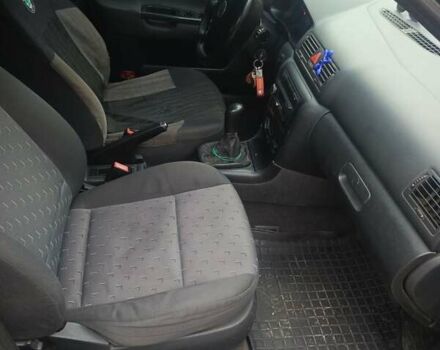 Серый Шкода Октавия, объемом двигателя 1.6 л и пробегом 234 тыс. км за 4500 $, фото 5 на Automoto.ua