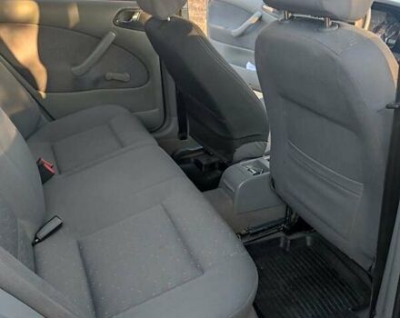 Сірий Шкода Октавія, об'ємом двигуна 1.6 л та пробігом 330 тис. км за 4500 $, фото 4 на Automoto.ua