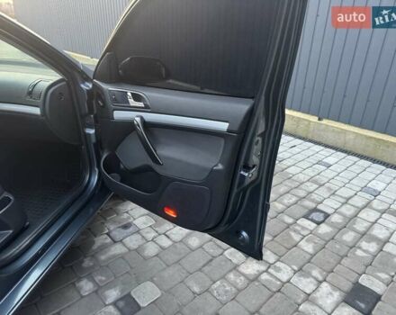 Серый Шкода Октавия, объемом двигателя 1.6 л и пробегом 227 тыс. км за 5600 $, фото 19 на Automoto.ua